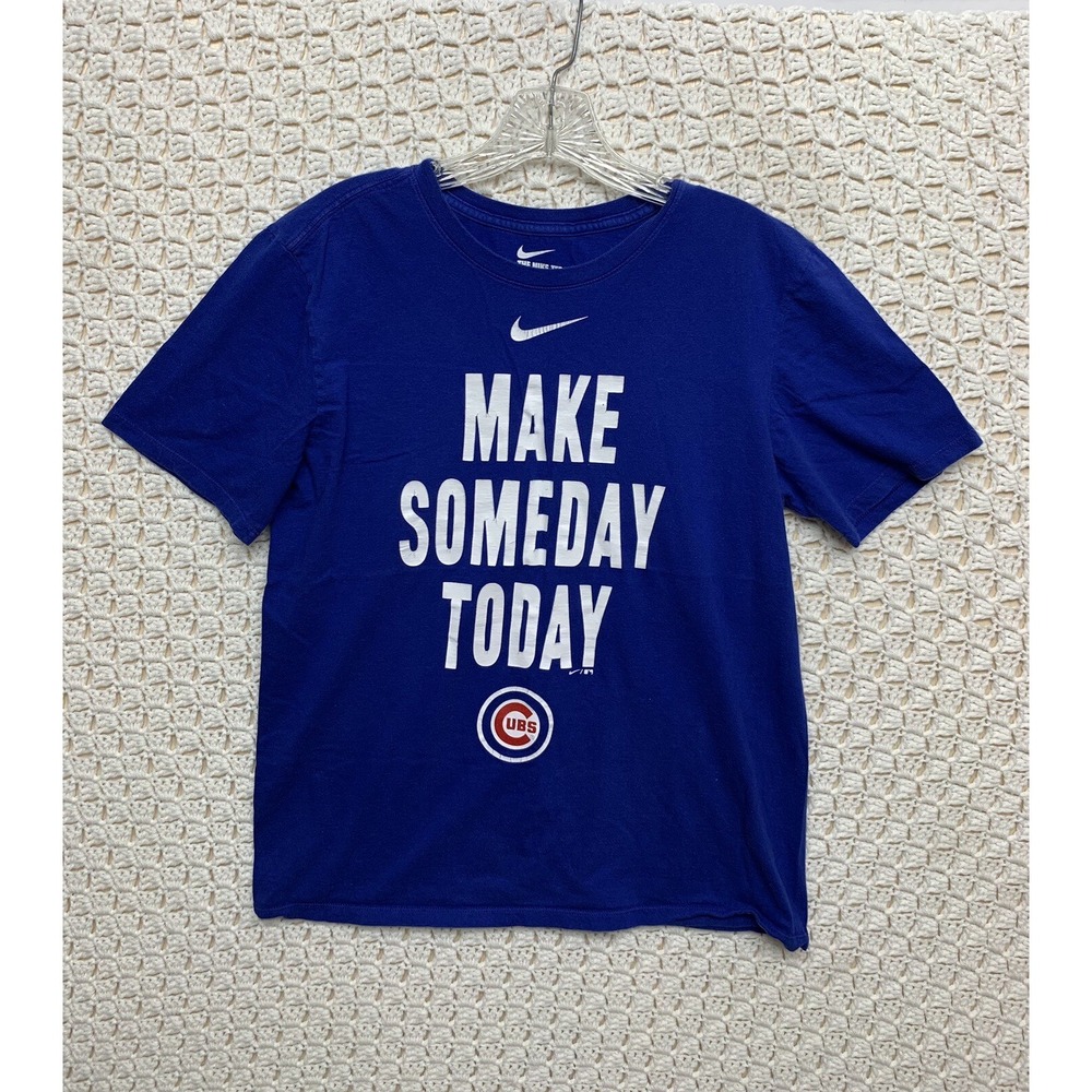 Chicago Cubs T-Shirt Mens Medium Blue Short Sleeve Crew Neck Baseball The Nike T